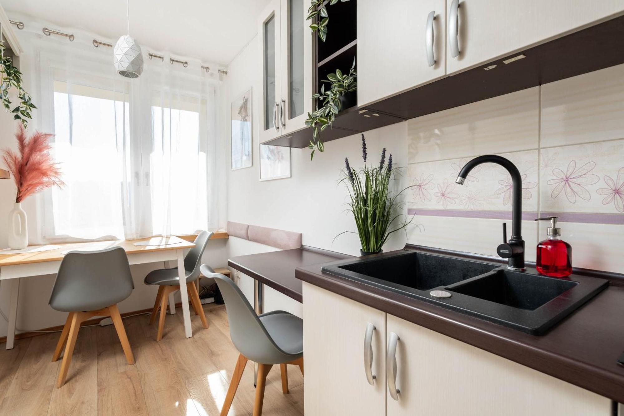 Jonagold Apartment Metro Raclawicka Varsovie Extérieur photo